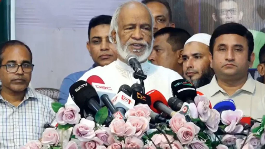 আওয়ামী লীগের মিথ্যা ইতিহাসের মুখোশ উন্মোচন করতে হবে: মঈন খান